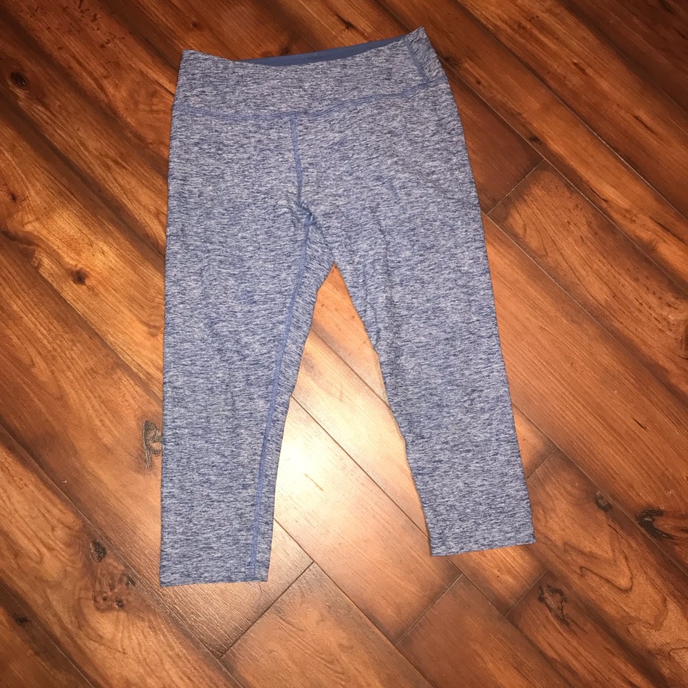 Beyond Yoga Spacedye Capri Leggings Blue Size Med